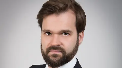 Frank Sauer